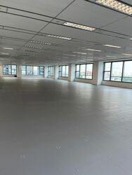 The Heeren (D9), Retail #452346201